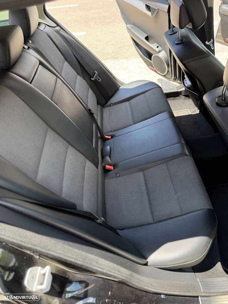 Mercedes-Benz C 220 CDi Avantgarde - 8