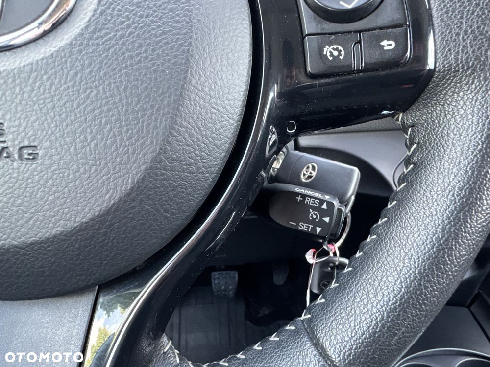 Toyota Yaris - 24