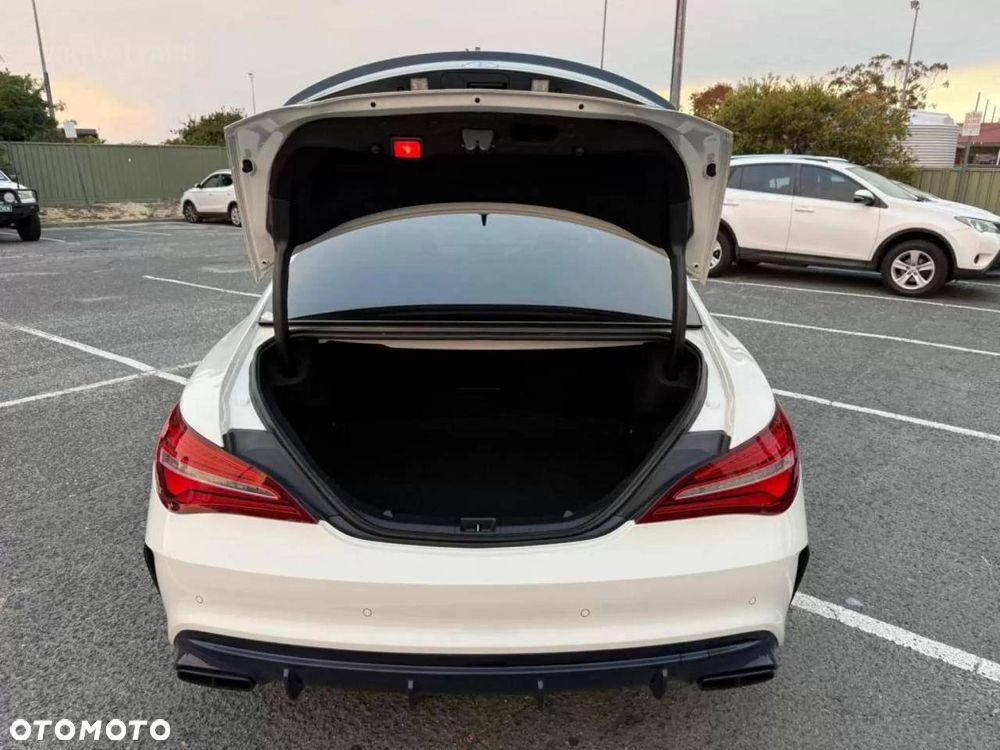 Mercedes-Benz CLA AMG 45 4Matic AMG Speedshift DCT 7G - 14