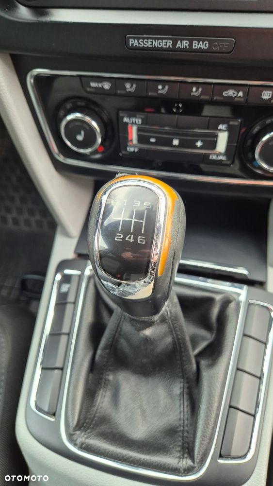 Skoda Superb 2.0 TDI Ambition - 21