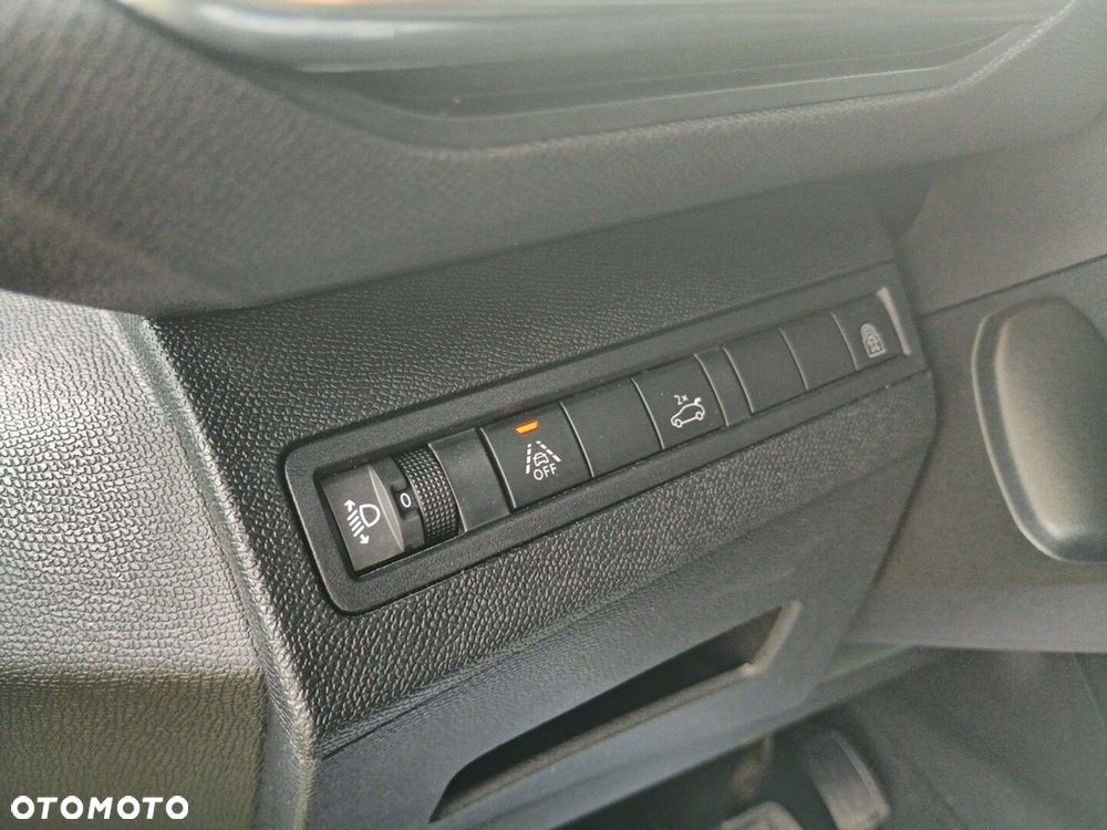 Peugeot 5008 1.5 BlueHDi Allure Pack S&S EAT8 - 22