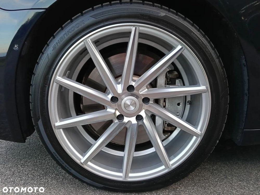 BMW Seria 7 - 21