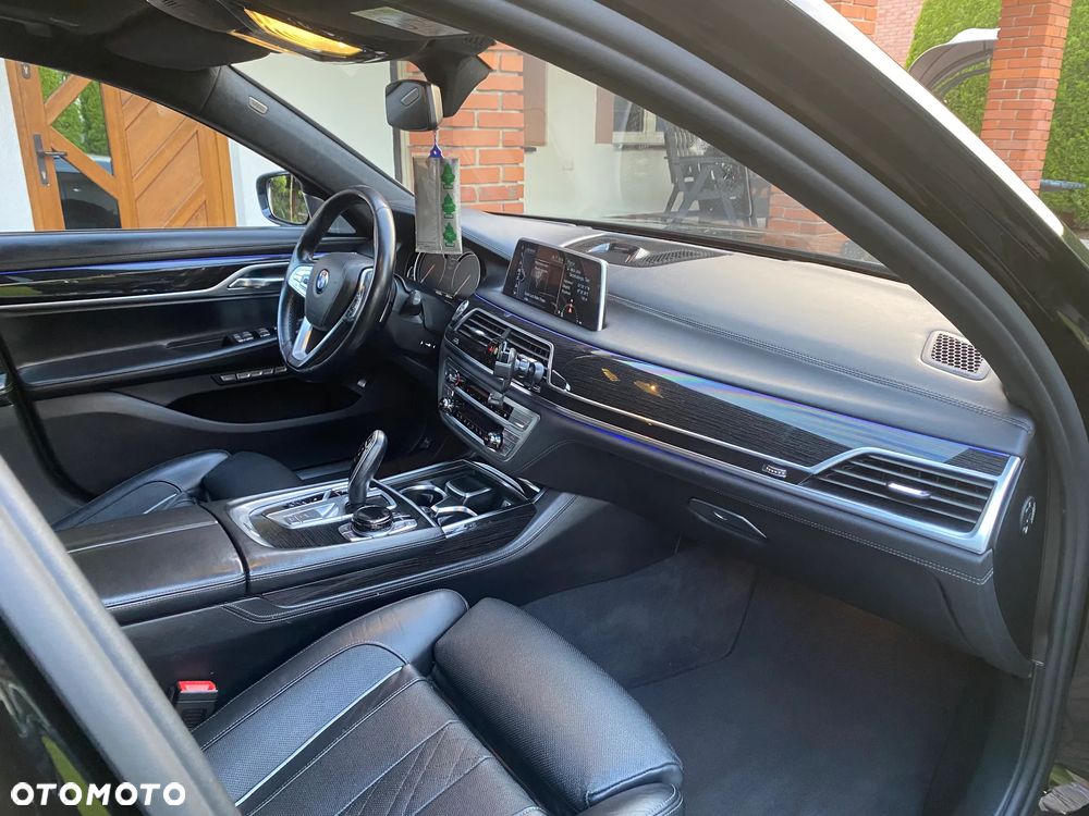 BMW Seria 7 730Ld - 27