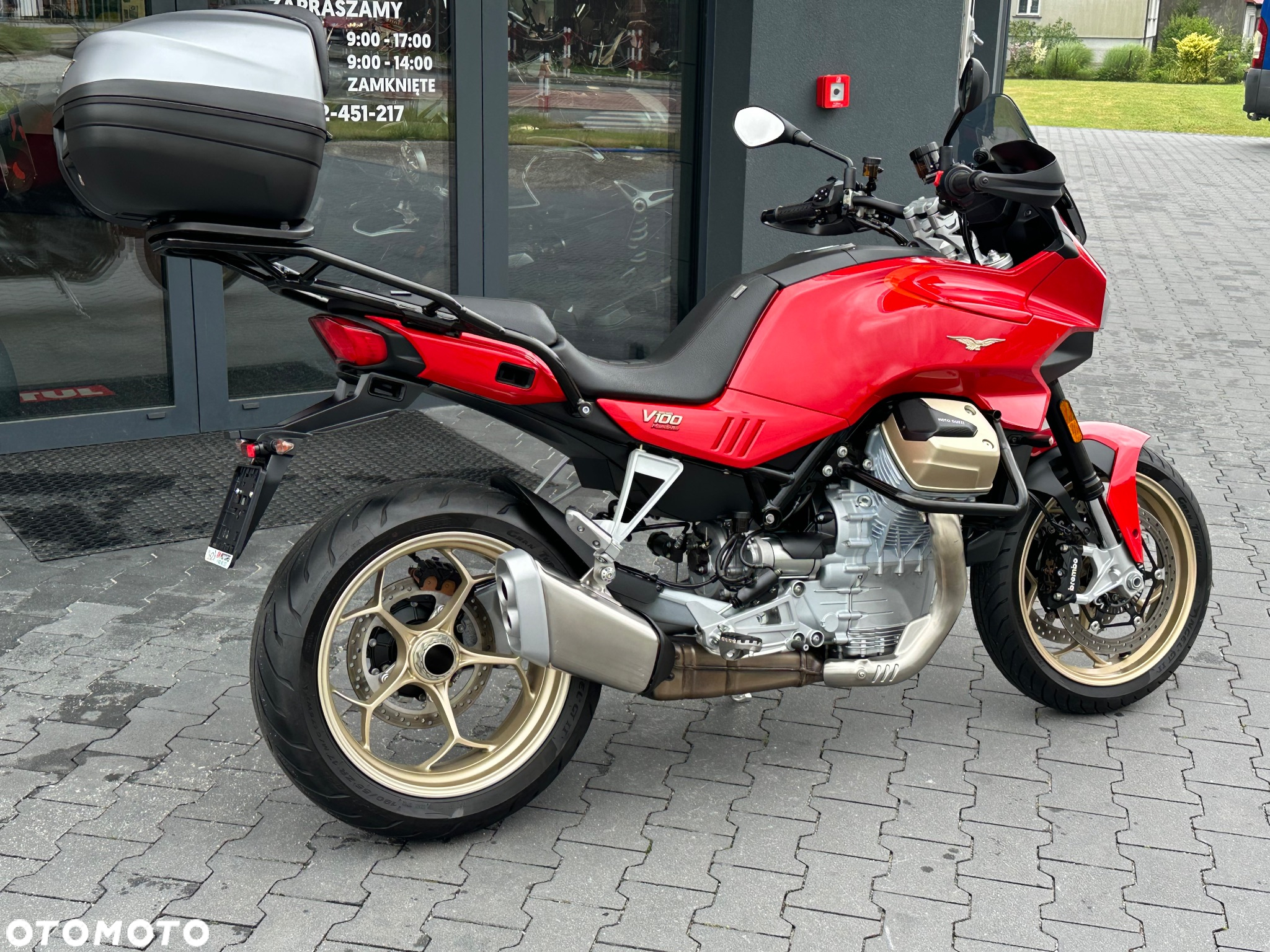 Moto Guzzi V100 Mandello - 4