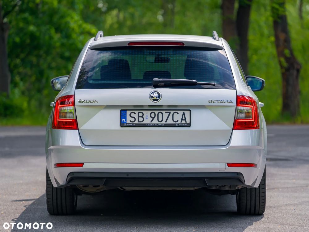 Skoda Octavia - 12