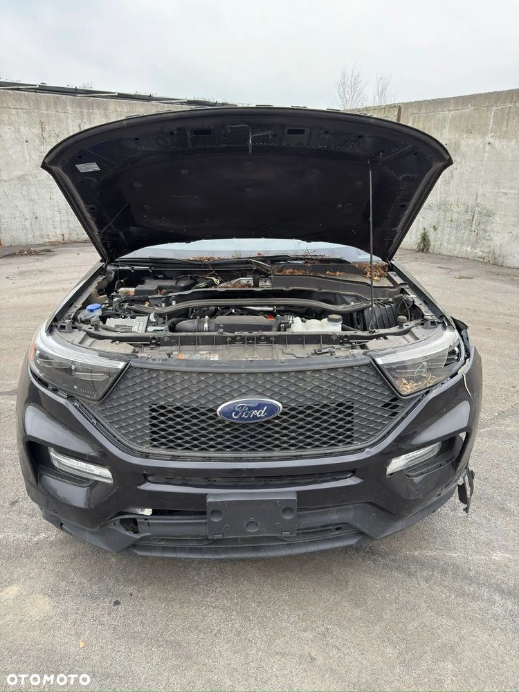 Ford Explorer EcoBoost Plug-in Hybrid ST-LINE - 6