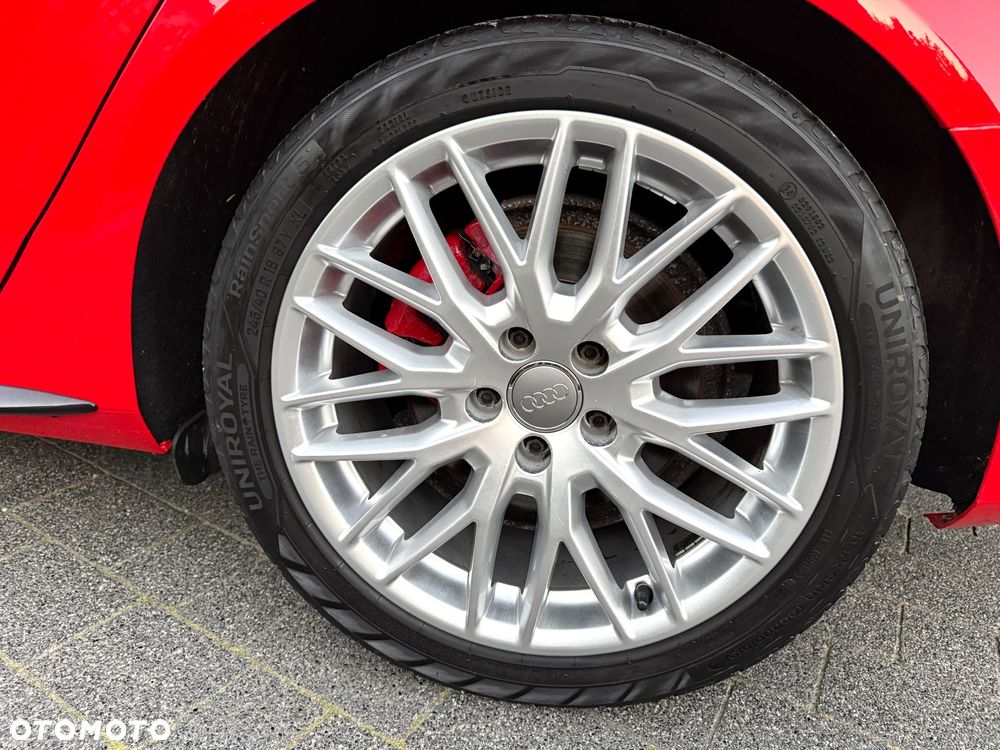 Audi A4 Avant 2.0 TDI DPF clean diesel multitronic S line Sportpaket - 40