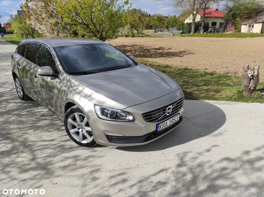 Volvo V60 T5 Drive-E Momentum - 12
