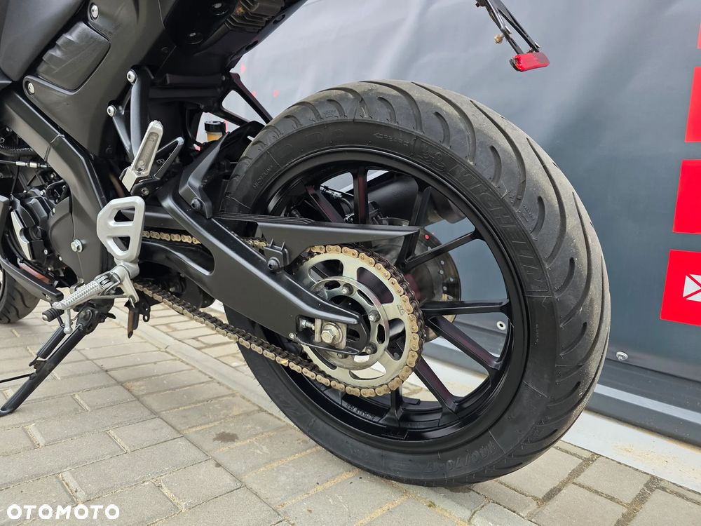 Yamaha MT - 7