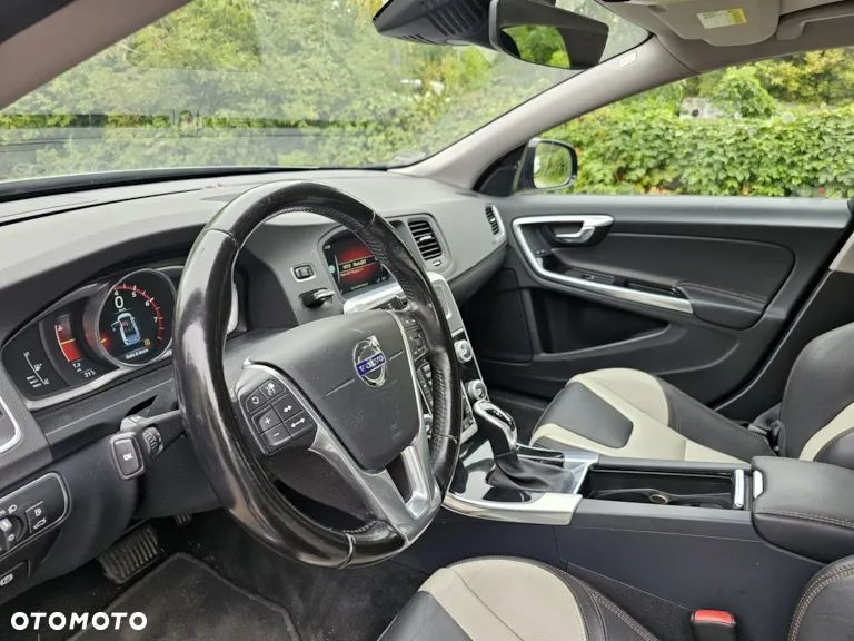 Volvo S60 CC T5 AWD Summum - 12