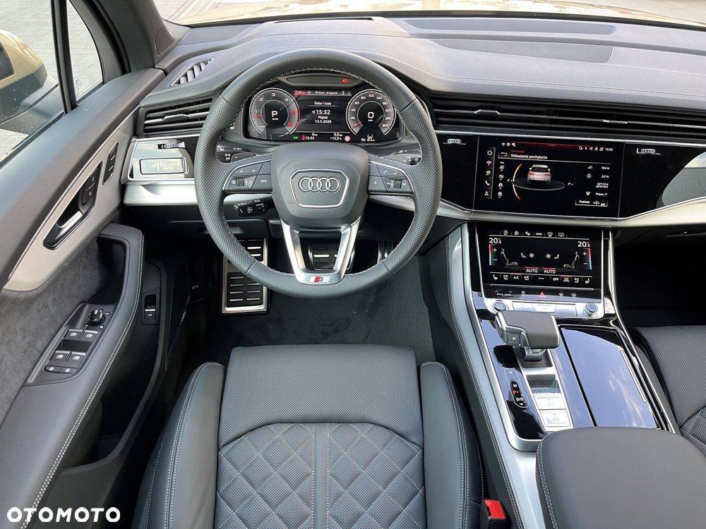 Audi Q7 - 17