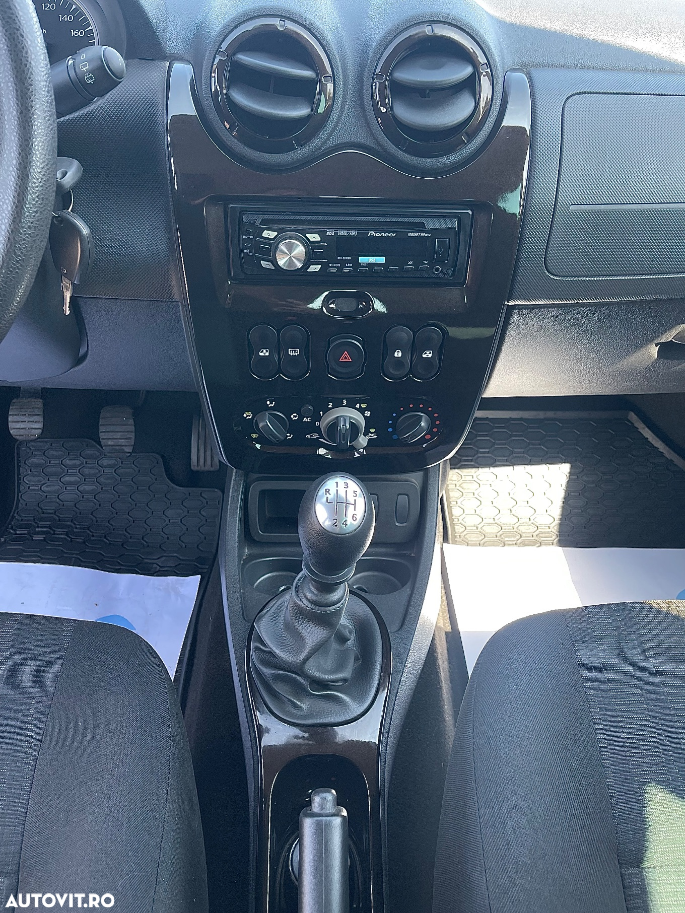 Dacia Duster 1.5 dCi 4x2 Ambiance - 9