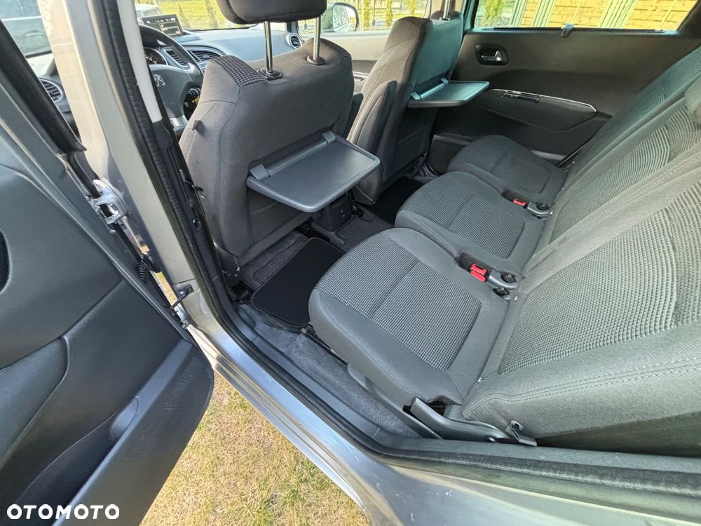 Peugeot 5008 1.6 HDi Active 7os - 16