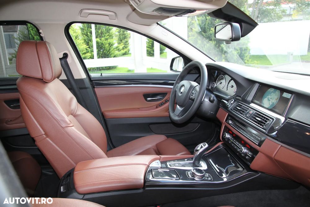 BMW Seria 5 530d xDrive AT - 6