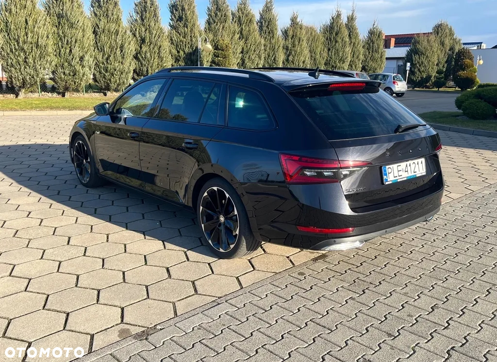 Skoda Superb 2.0 TDI SCR Sportline DSG - 7