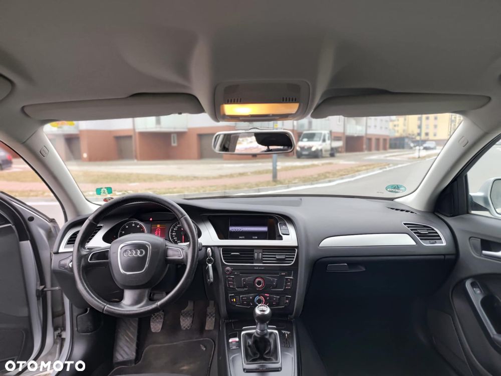 Audi A4 Avant 2 - 4