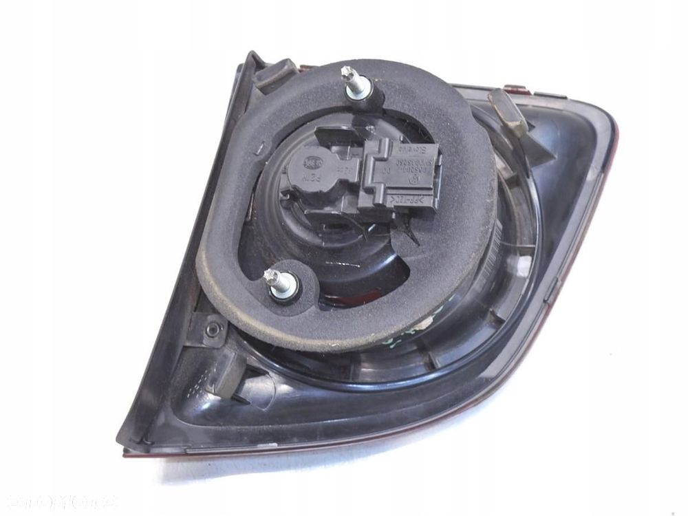 LAMPA LEWA TYLNA TYŁ KLAPY VW GOLF V PLUS - 5