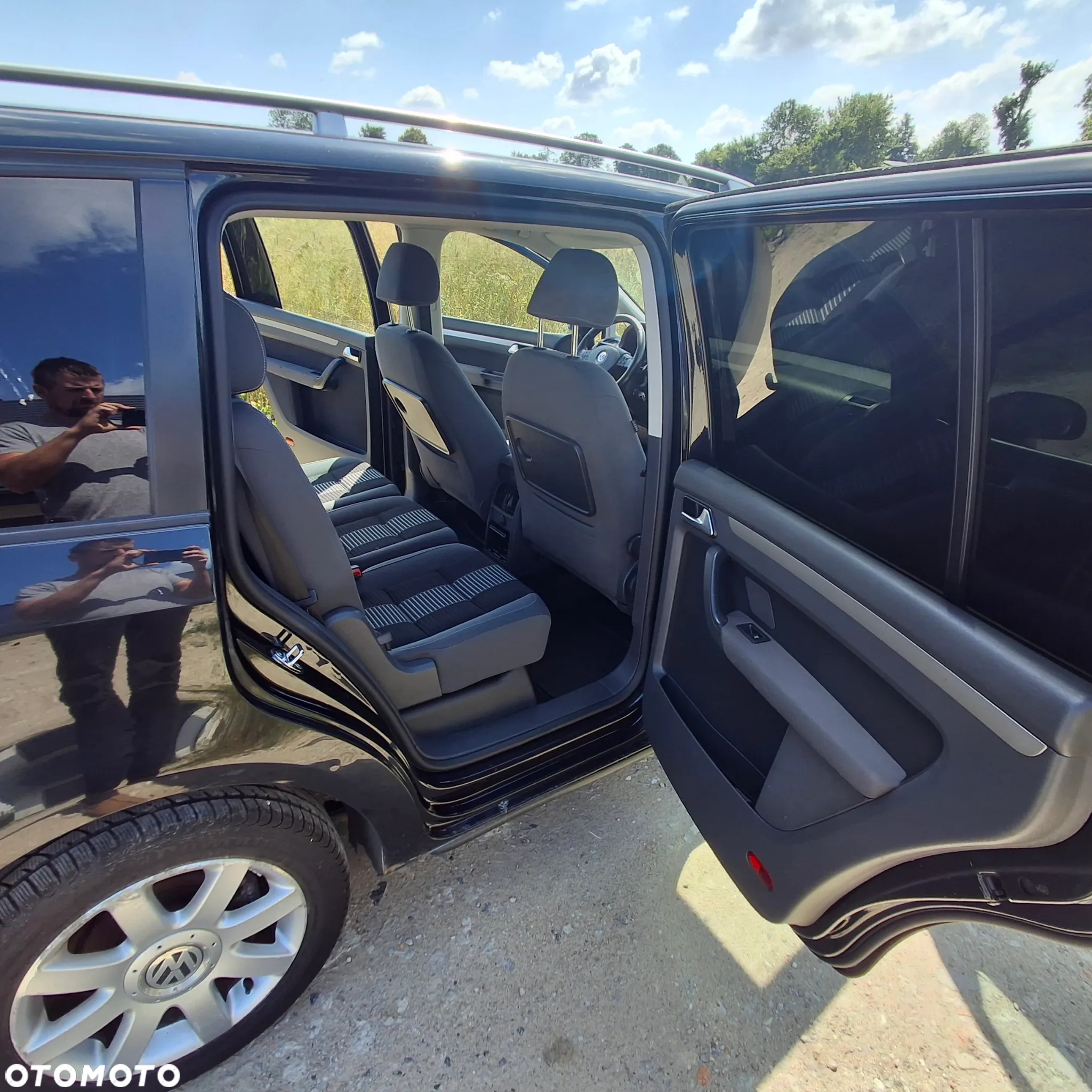 Volkswagen Touran 2.0 TDI DPF Cross - 7