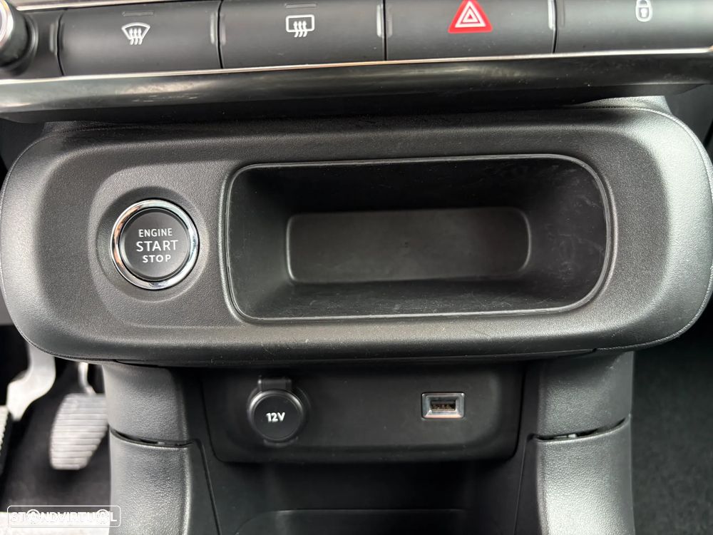 Citroën C3 1.2 PureTech Shine - 13