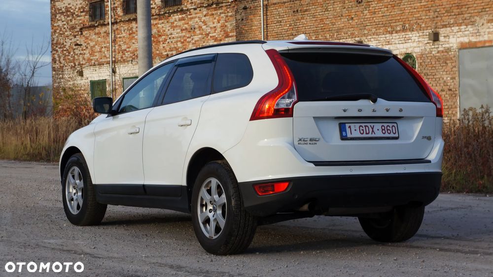 Volvo XC 60 D3 Momentum - 6