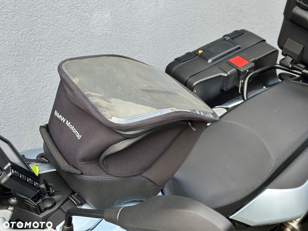 BMW F - 20