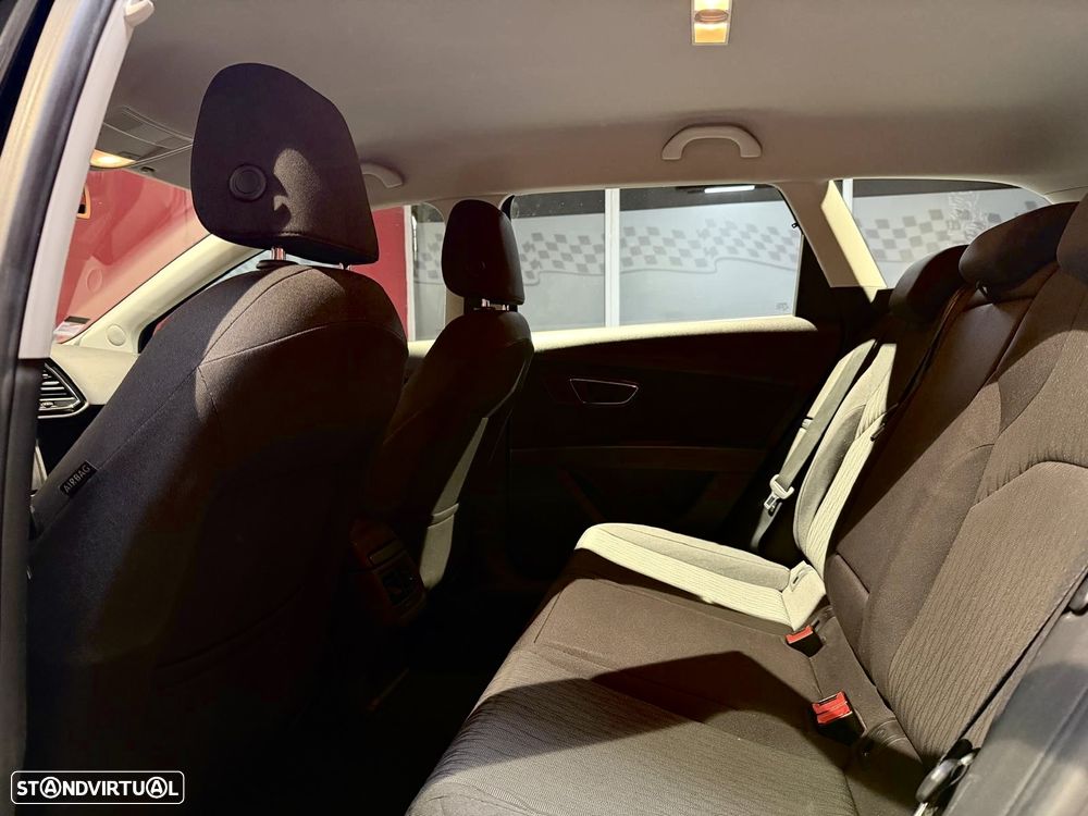 SEAT Leon ST 1.6 TDI Style Ecomotive - 14