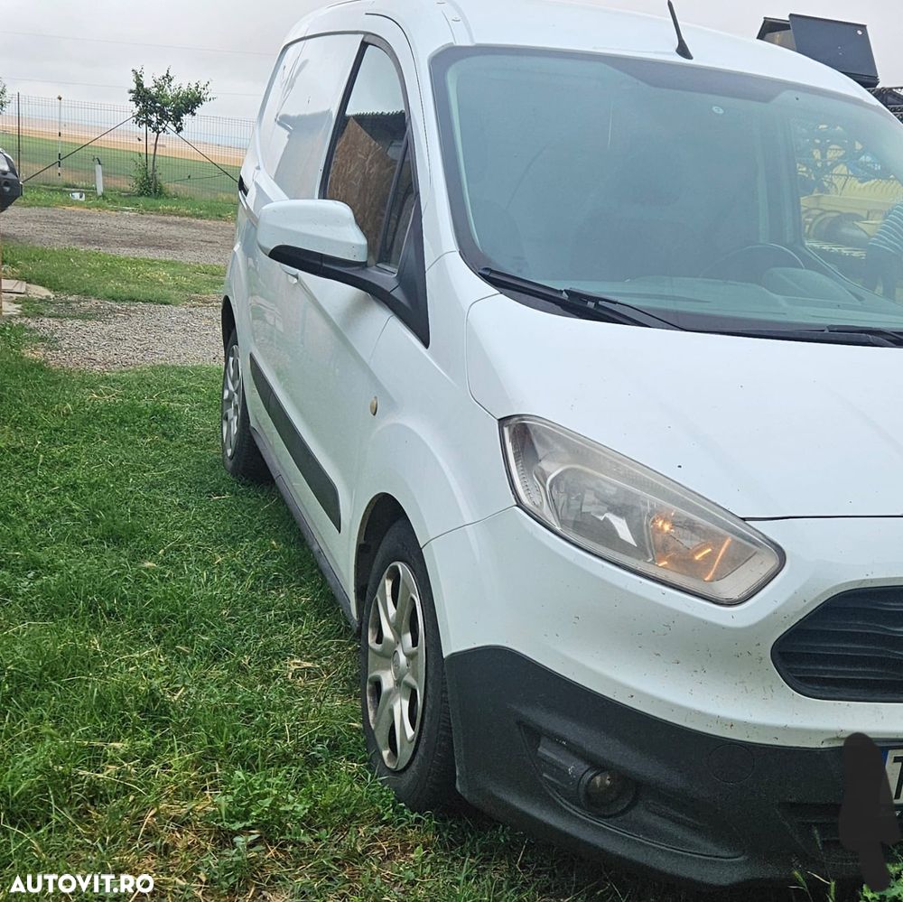 Ford Courier - 2