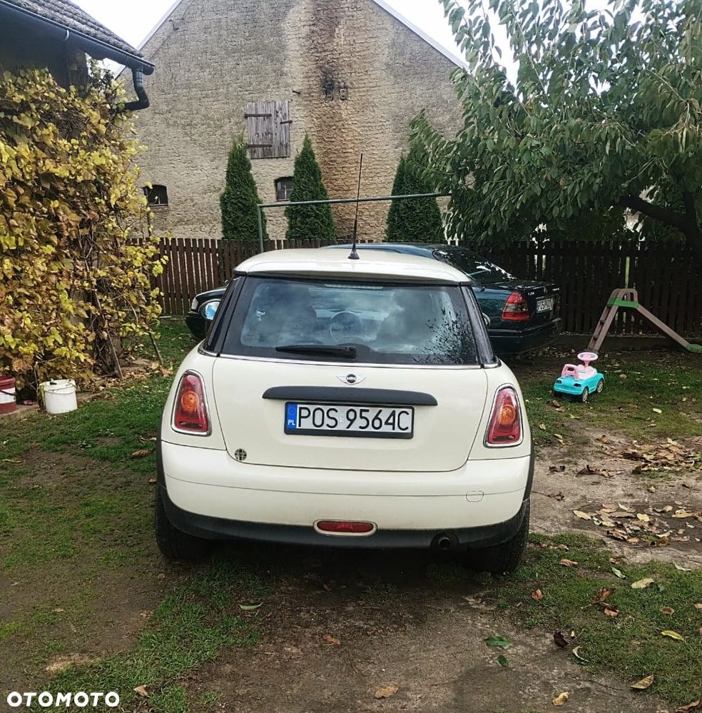 MINI ONE Standard - 8