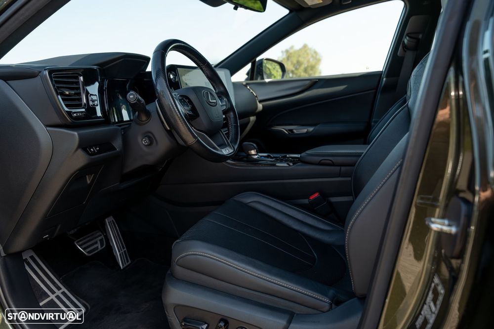 Lexus NX 450h+ F Sport - 17