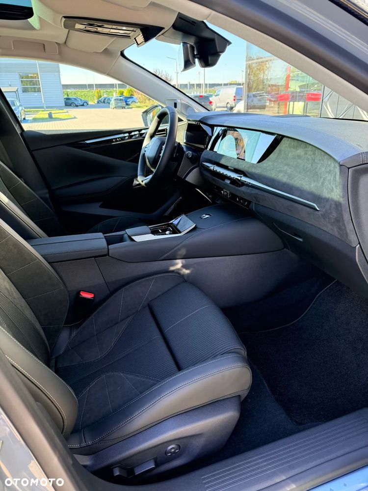 DS Automobiles DS 4 1.6 E-Tense Étoile Alcantara - 11