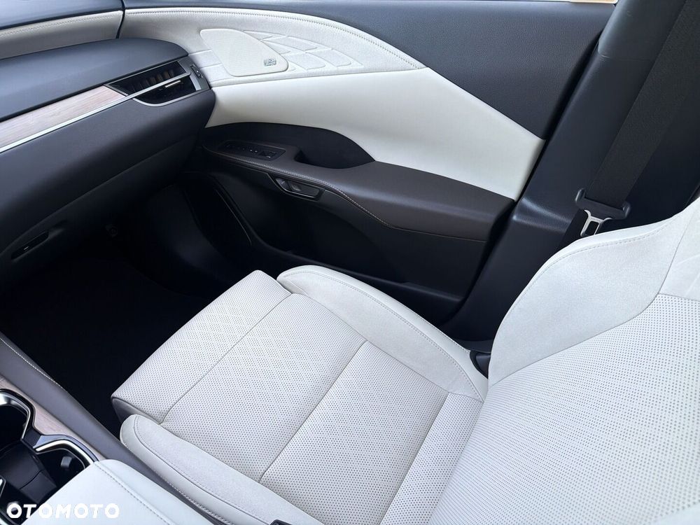 Lexus RX - 22