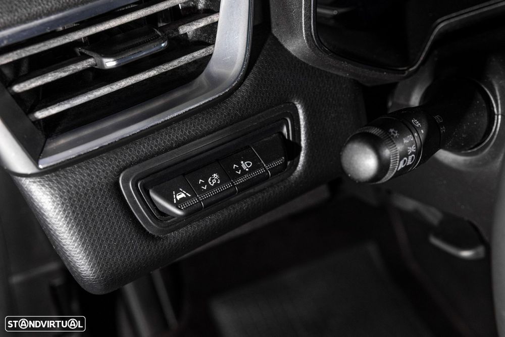 Renault Clio 1.6 E-Tech Edition One - 21