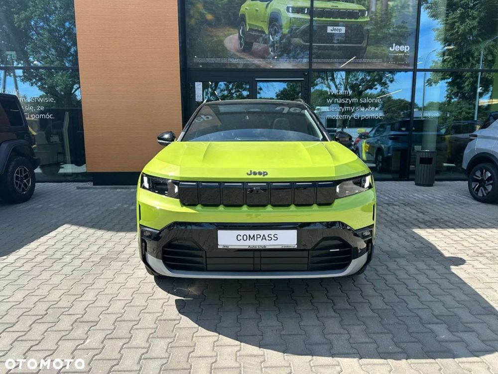 Jeep Compass - 4