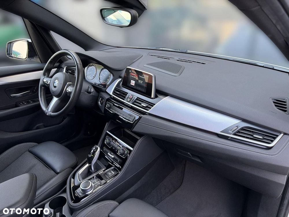 BMW Seria 2 218d M Sport sport - 10