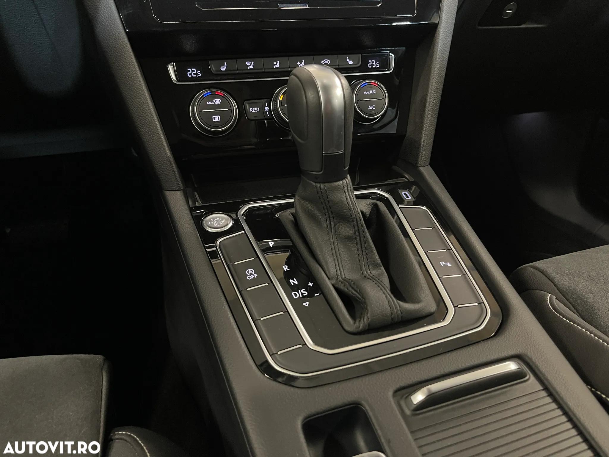 Volkswagen Passat 2.0 TDI DSG Highline - 22