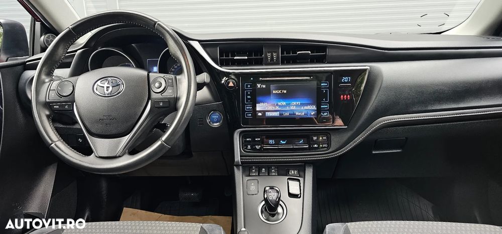 Toyota Auris - 21