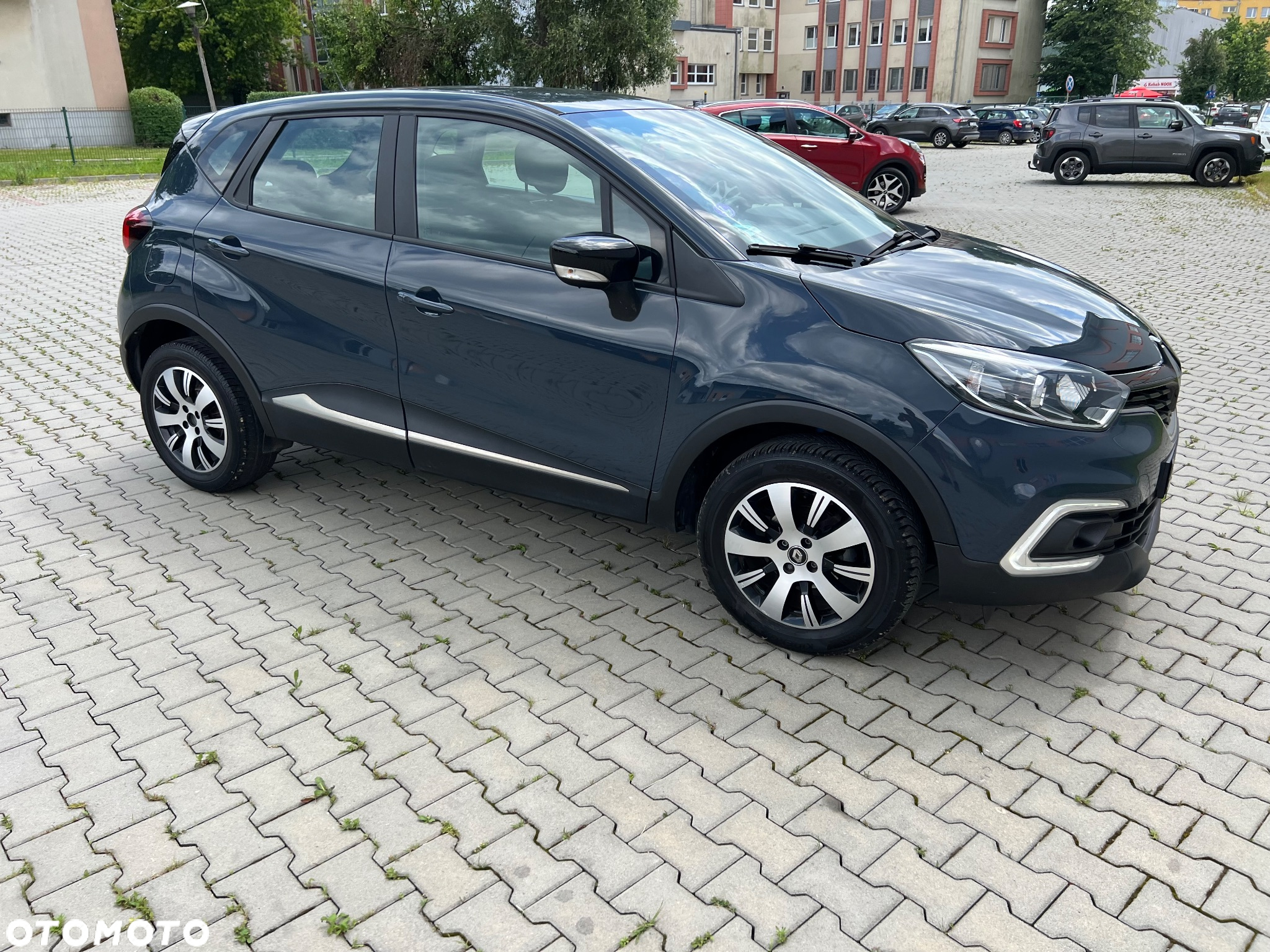 Renault Captur (ENERGY) TCe 90 INTENS - 2