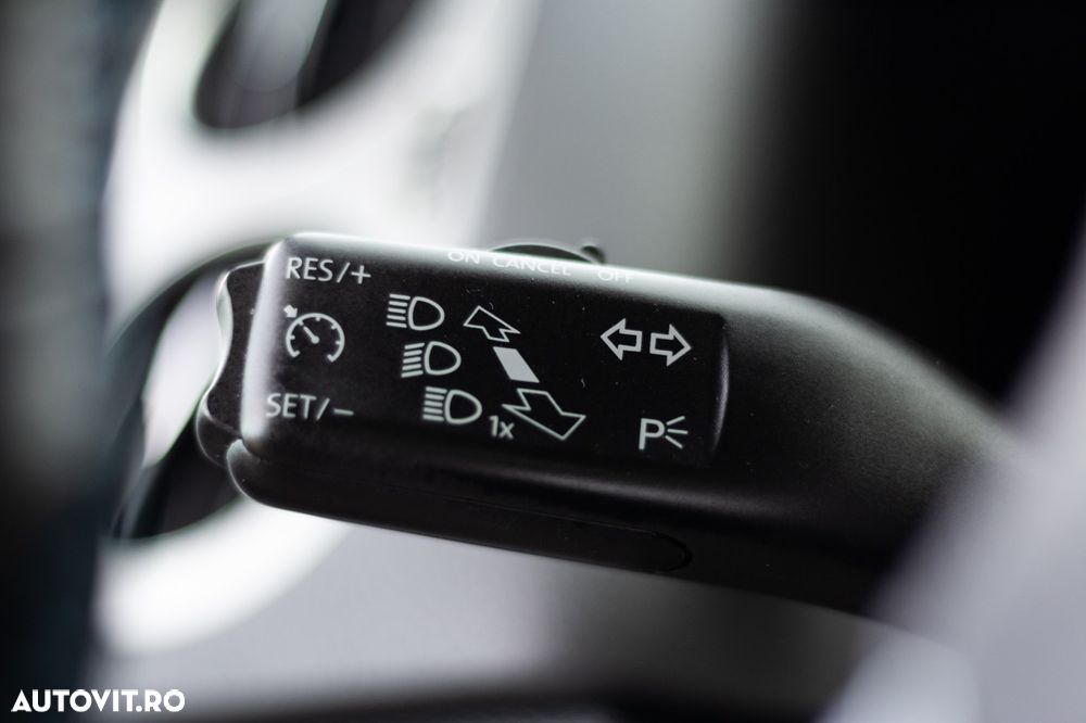 Volkswagen Tiguan 2.0 TDI DPF 4Motion BlueMotion Technology DSG Sport & Style - 20