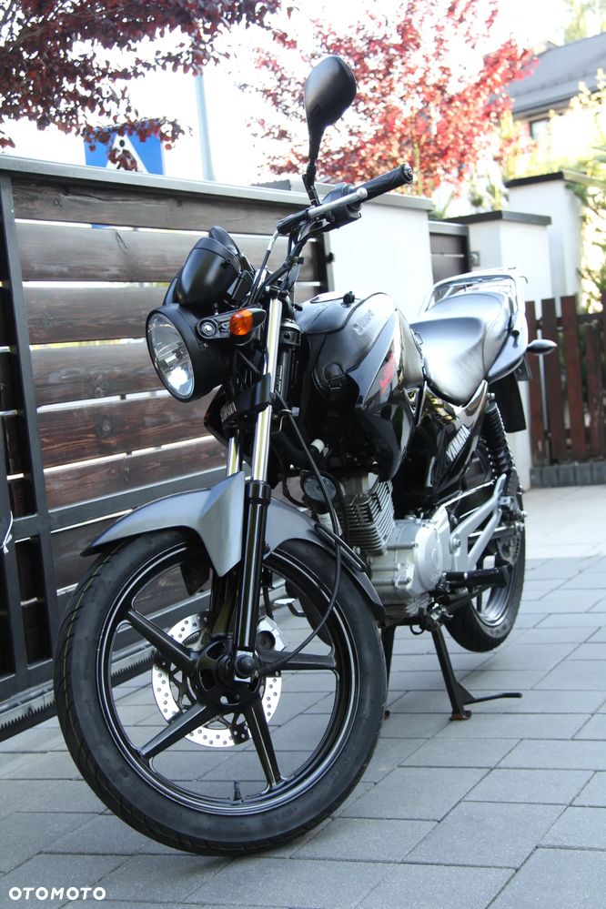 Yamaha YBR - 22