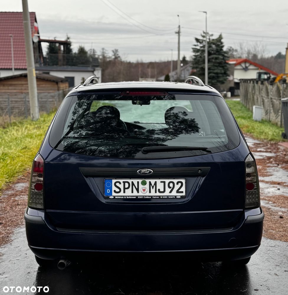 Ford Focus Trend - 4