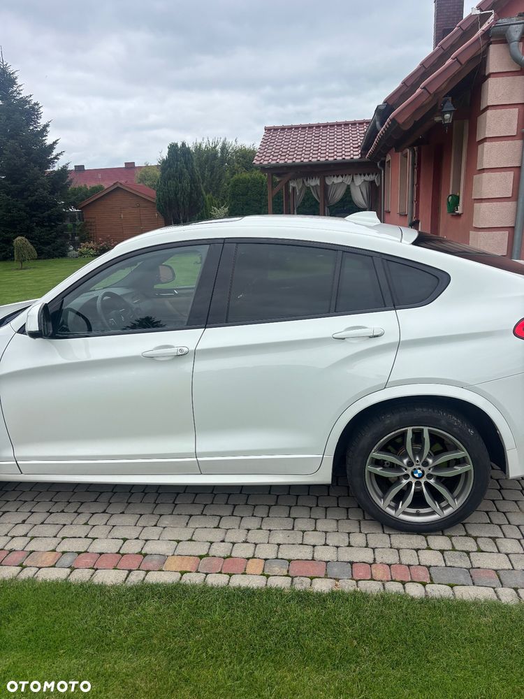 BMW X4 xDrive28i Advantage - 5