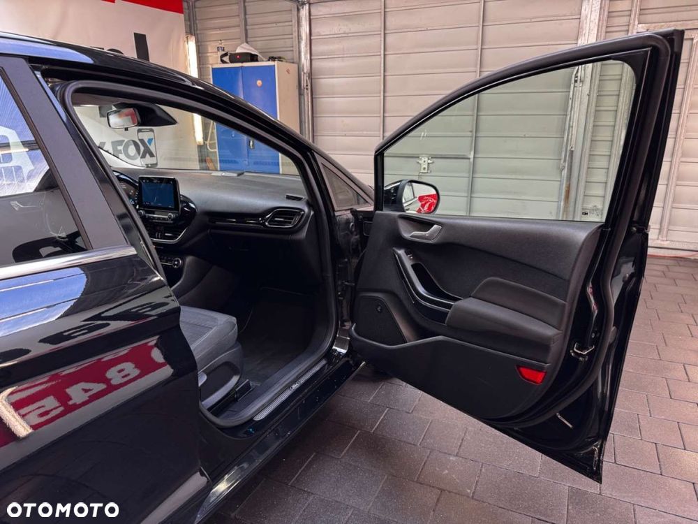 Ford Fiesta - 36