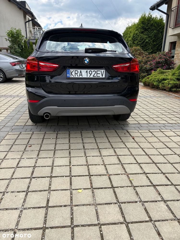 BMW X1 sDrive18i - 6