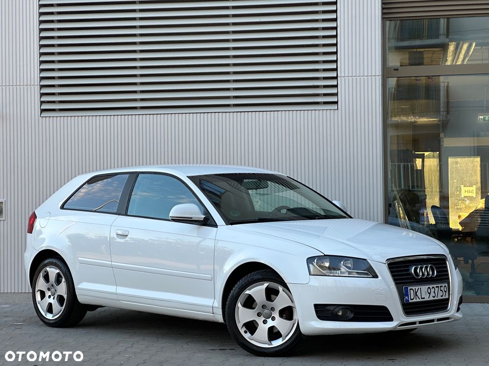 Audi A3 3-drzwiowe 1.6 TDI DPF Ambition - 1