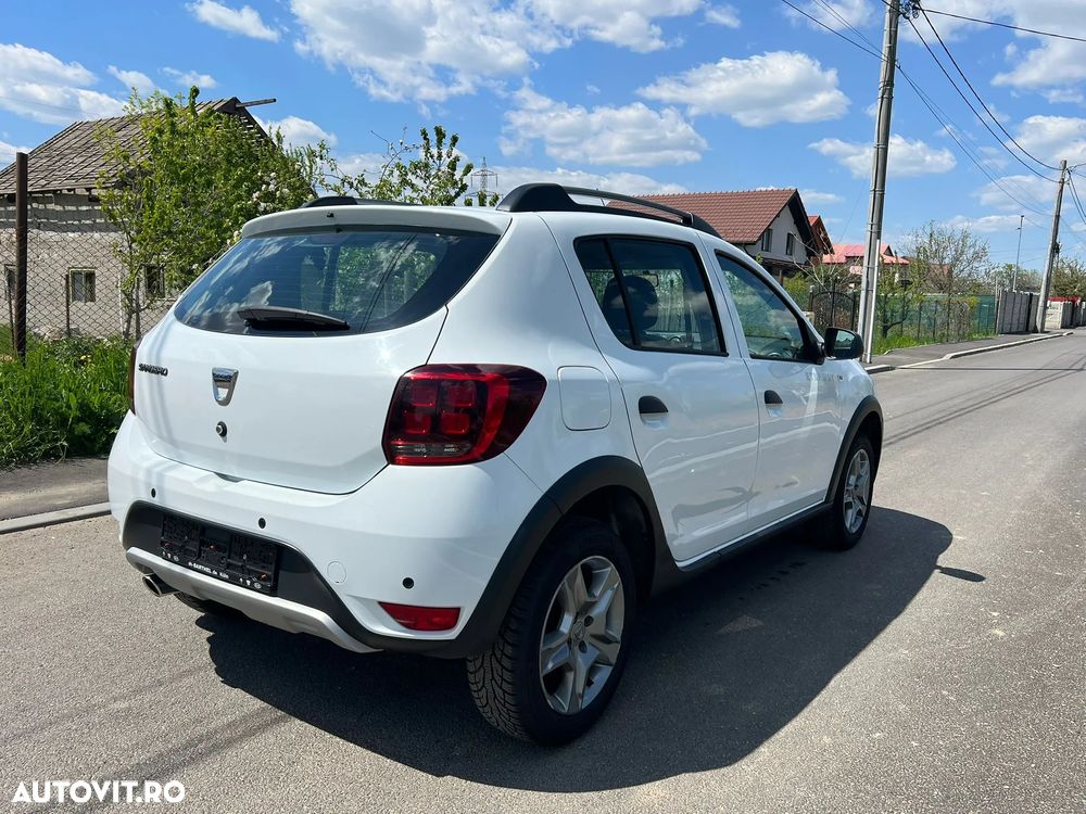 Dacia Sandero Stepway TCe 100 Prestige - 4