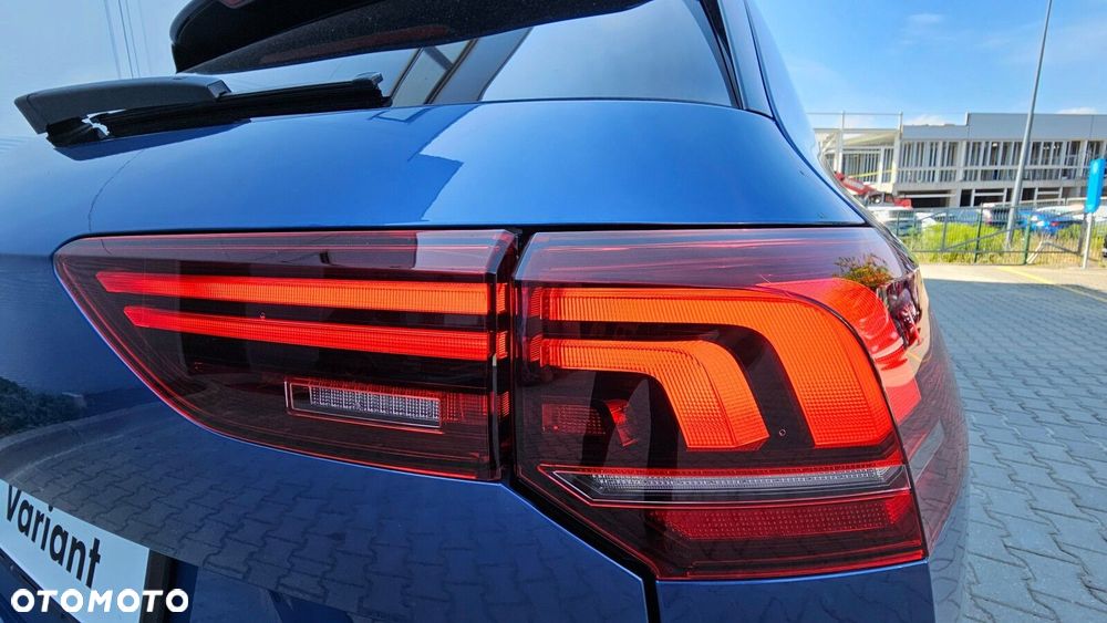 Volkswagen Golf Variant - 13