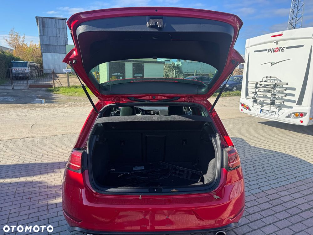 Volkswagen Golf GTI Performance BlueMotion Technology - 12