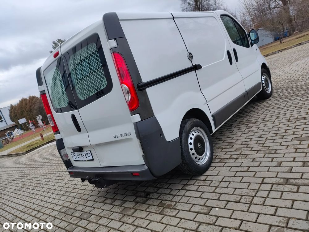 Opel Vivaro - 11