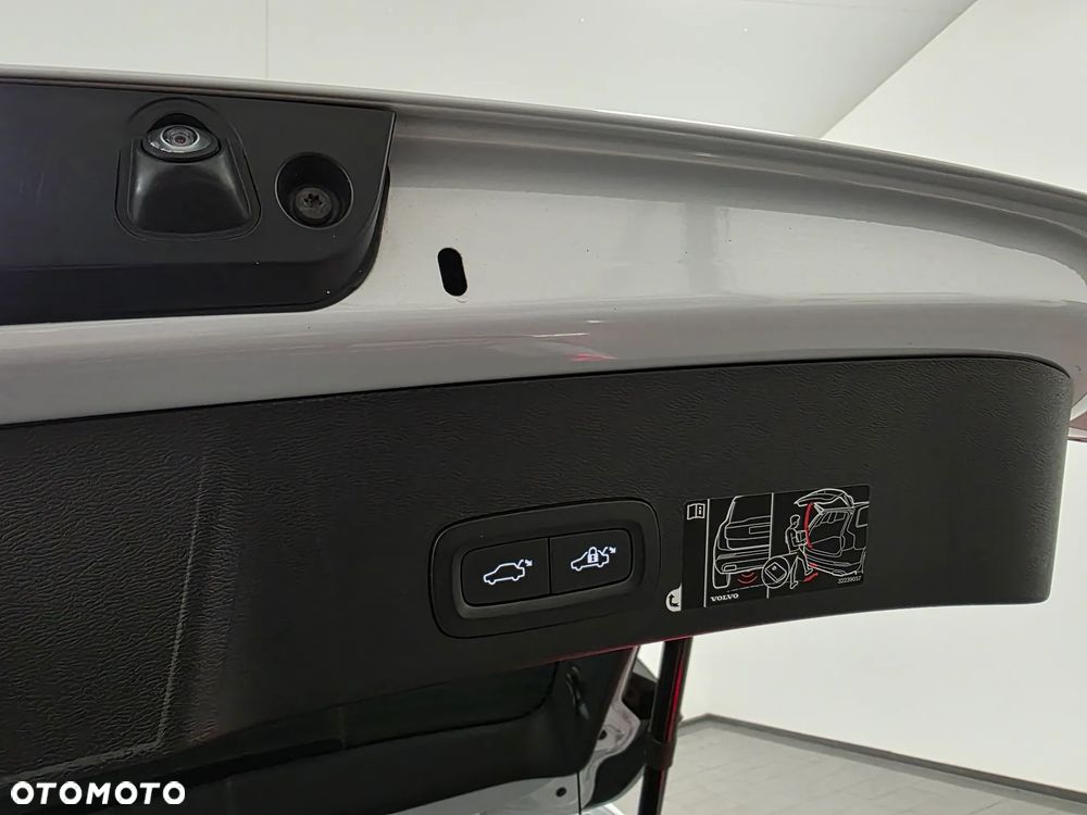 Volvo XC 40 D3 SCR R-Design - 39