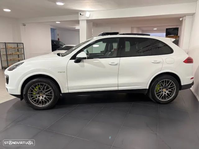 Porsche Cayenne S E-Hybrid Platinum Edition - 54